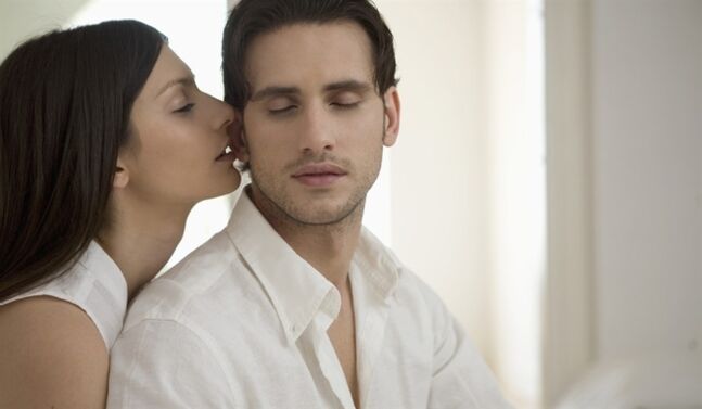 ukitu arinak gizon bat kitzikatzeko